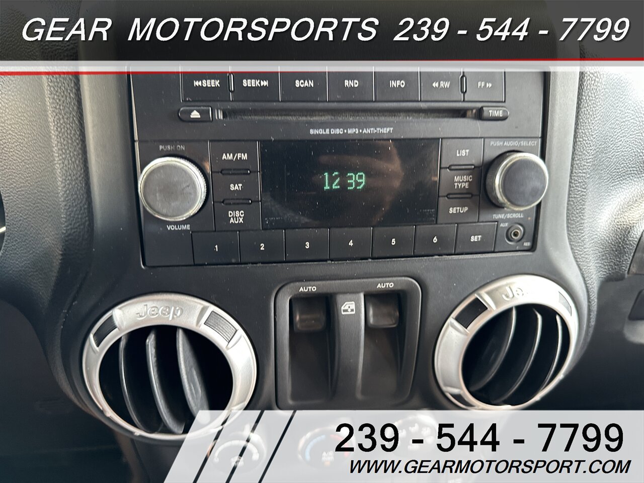 2012 Jeep Wrangler Sahara 4WD 3.6L V6 - Photo 25 - Estero, FL 33928