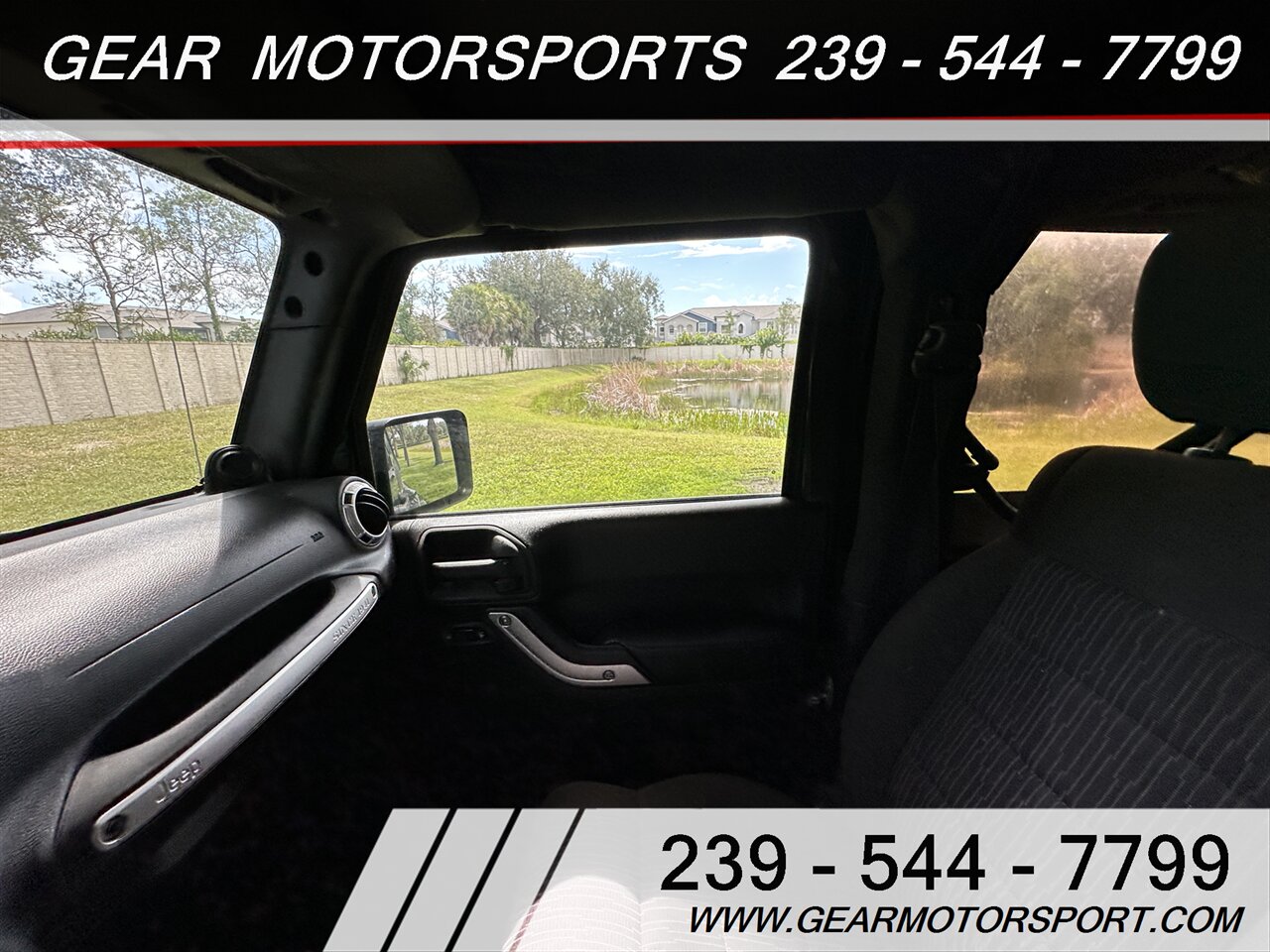 2012 Jeep Wrangler Sahara 4WD 3.6L V6 - Photo 31 - Estero, FL 33928