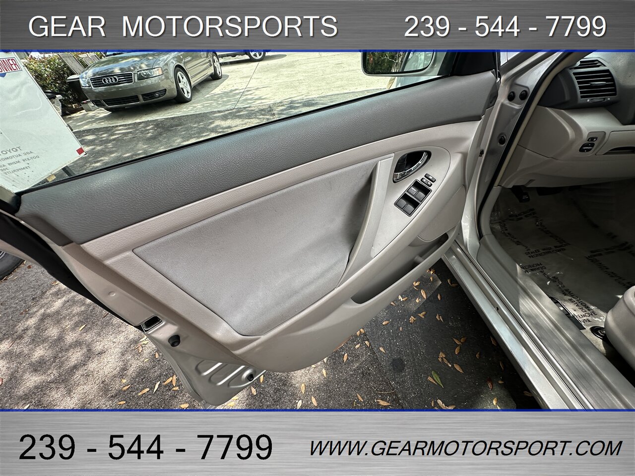 2008 Toyota Camry LE - Photo 8 - Estero, FL 33928