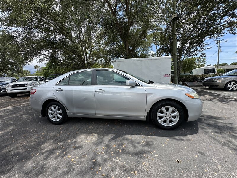 2008 Toyota Camry LE  