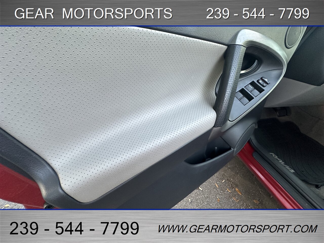 2012 Toyota RAV4 Limited   - Photo 10 - Estero, FL 33928