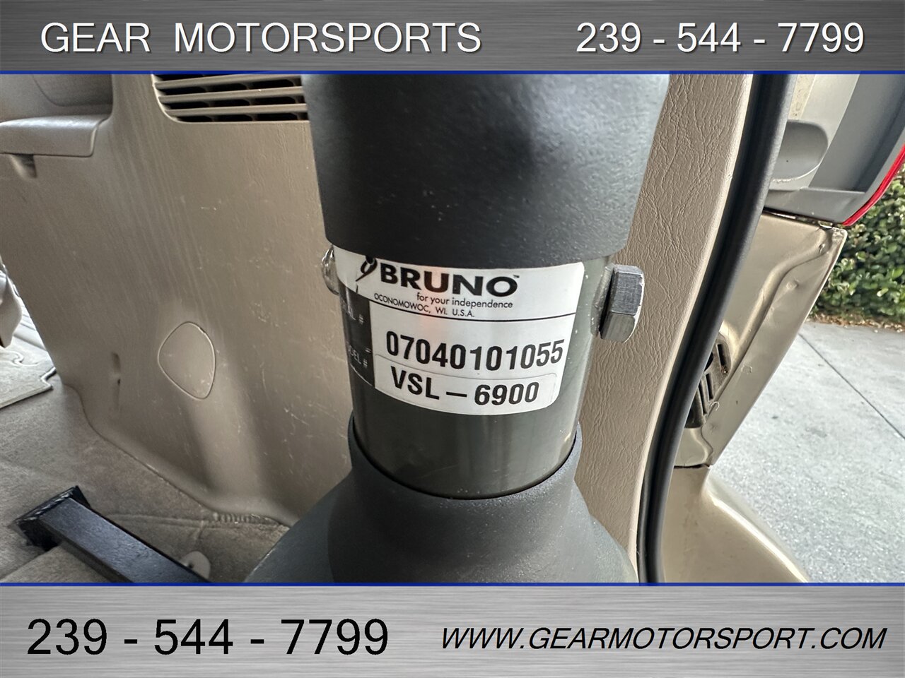 2009 Toyota Sienna LE 8-Passenger - Photo 36 - Estero, FL 33928