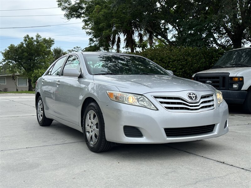 2010 Toyota Camry LE  
