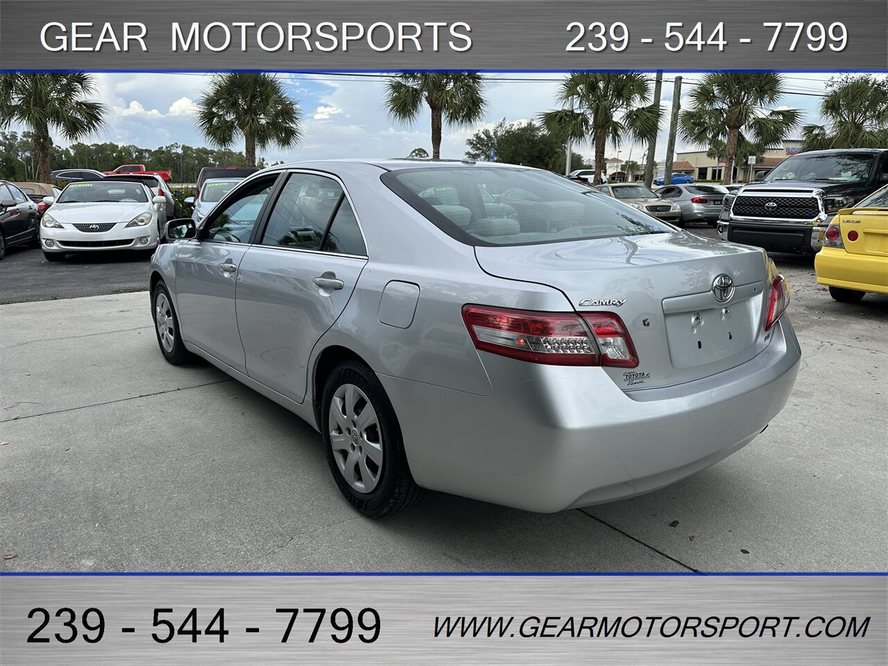 2010 Toyota Camry LE - Photo 8 - Estero, FL 33928