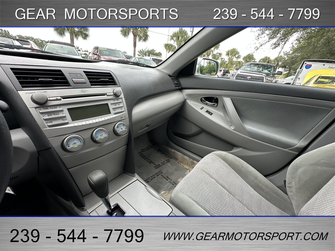 2010 Toyota Camry LE - Photo 16 - Estero, FL 33928