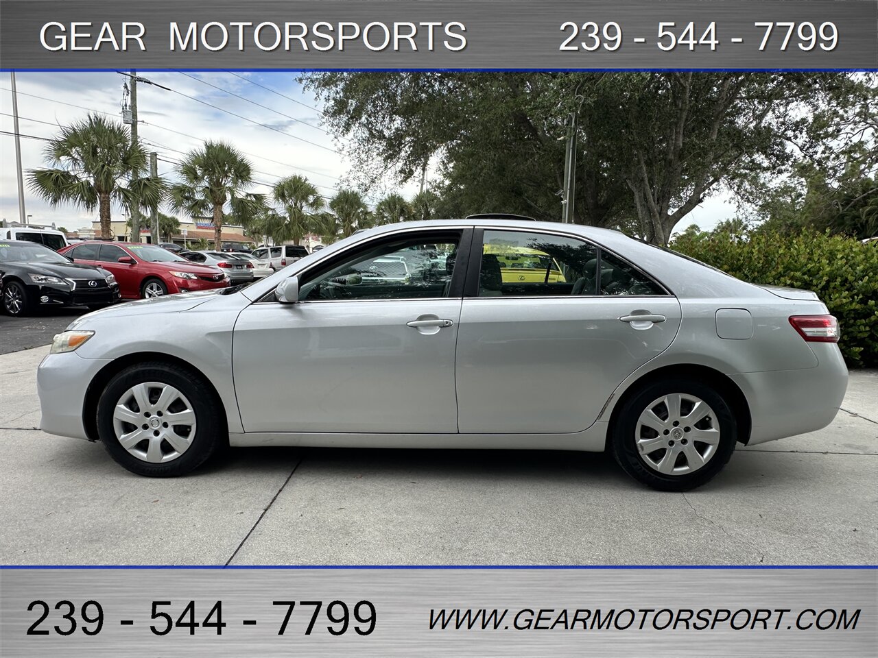 2010 Toyota Camry LE - Photo 5 - Estero, FL 33928