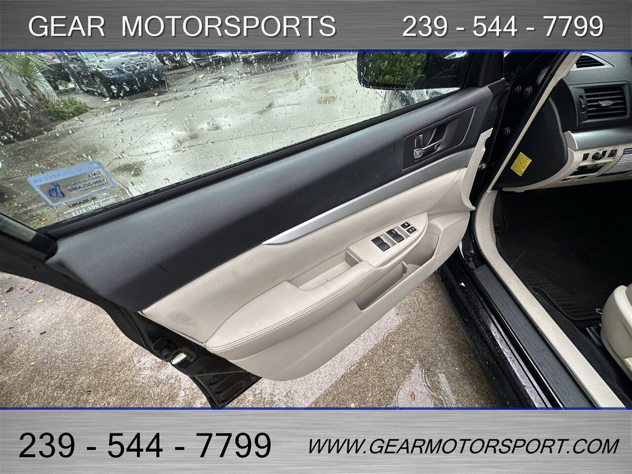 2011 Subaru Legacy 2.5i Premium - Photo 11 - Estero, FL 33928