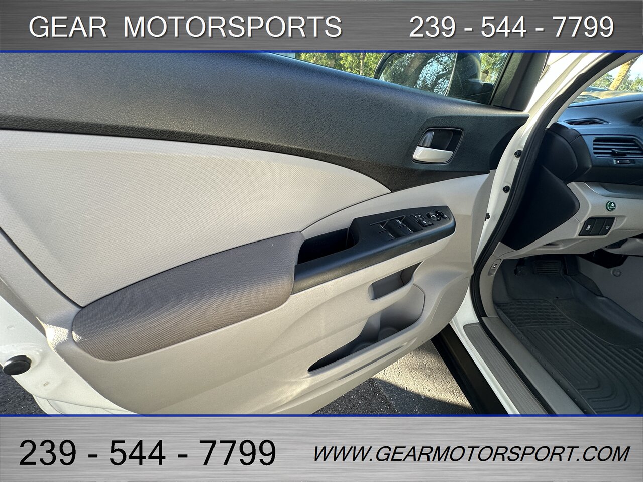 2014 Honda CR-V LX   - Photo 8 - Estero, FL 33928