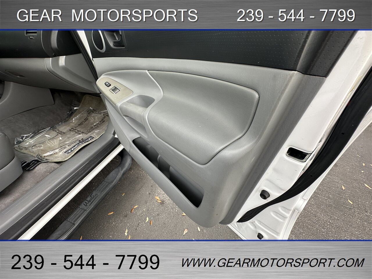 2007 Toyota Tacoma PreRunner V6   - Photo 29 - Estero, FL 33928