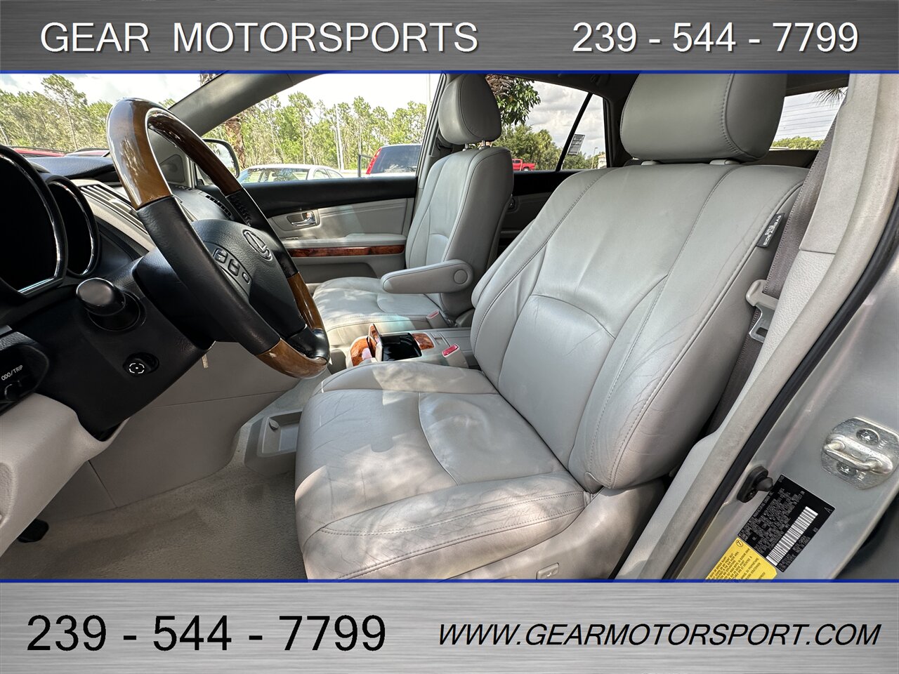 2005 Lexus RX 330   - Photo 10 - Estero, FL 33928