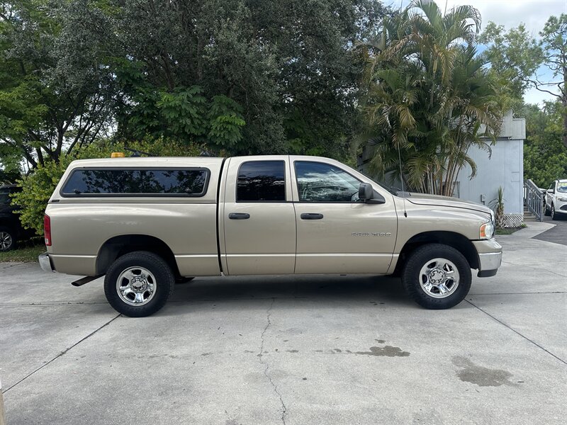 2004 Dodge Ram 1500 SLT 4dr Quad Cab SLT  