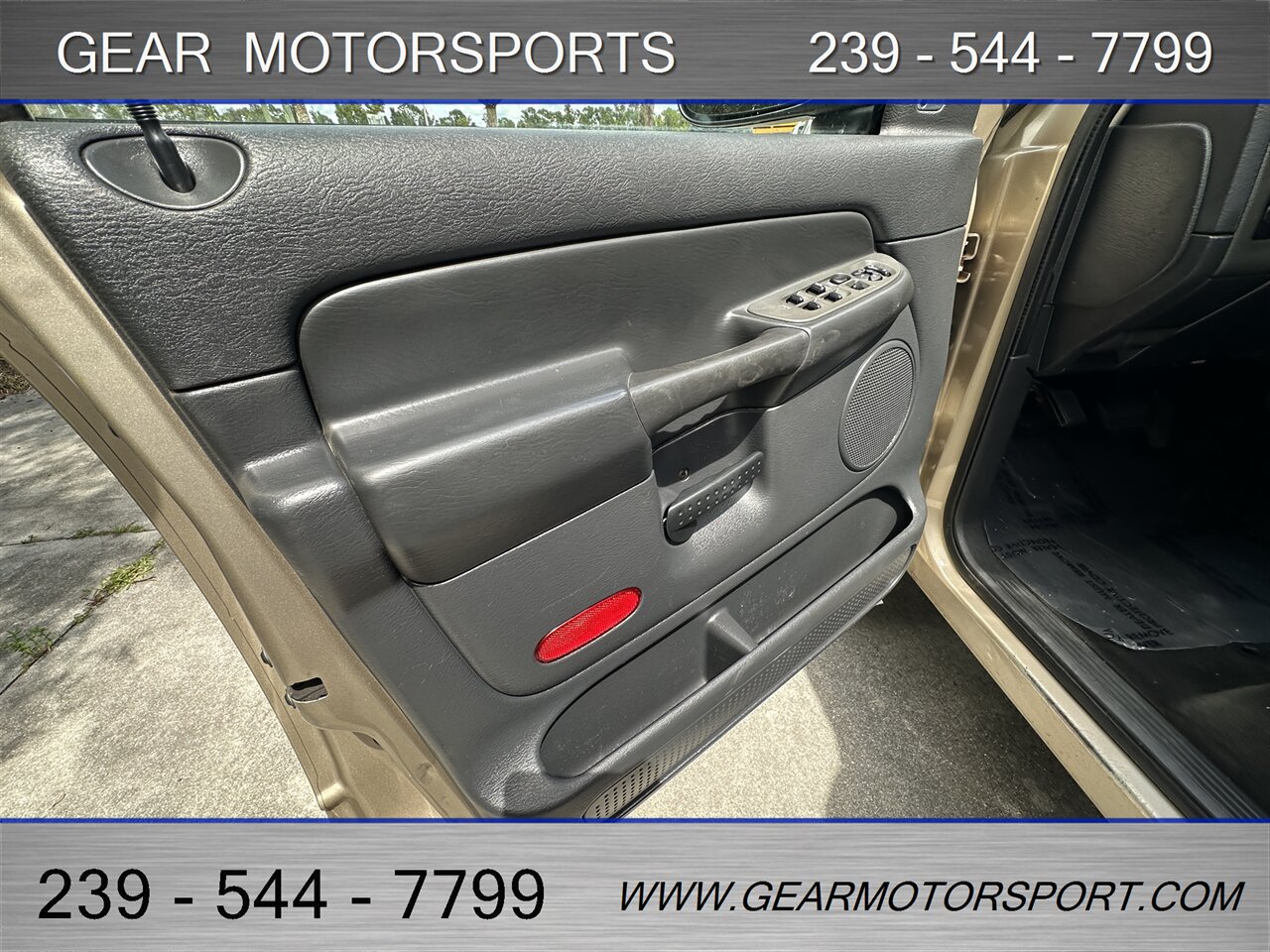 2004 Dodge Ram 1500 4WD SLT Quad Cab - Photo 7 - Estero, FL 33928