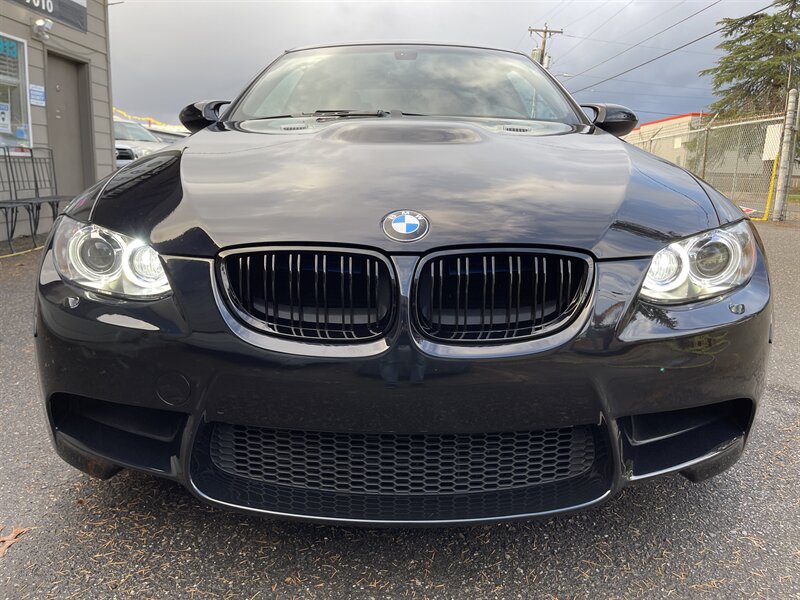 2008 BMW M3 Premium 6-SPEED  