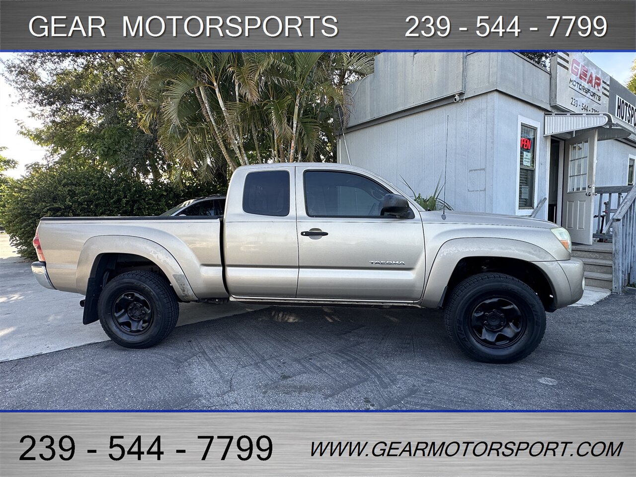2005 Toyota Tacoma PreRunner V6 Access Cab 4.0L - Photo 2 - Estero, FL 33928