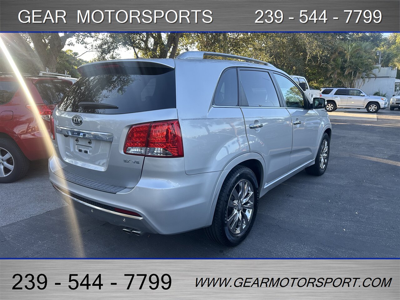 2011 Kia Sorento SX - Photo 4 - Estero, FL 33928