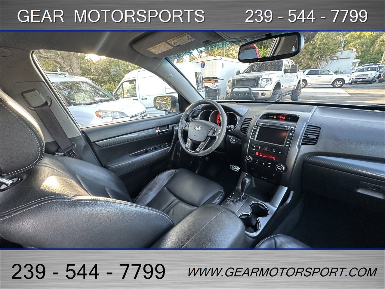 2011 Kia Sorento SX - Photo 24 - Estero, FL 33928