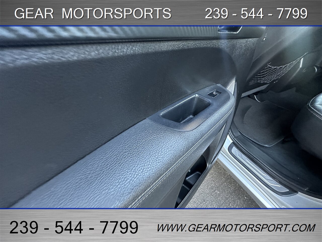 2011 Kia Sorento SX - Photo 17 - Estero, FL 33928