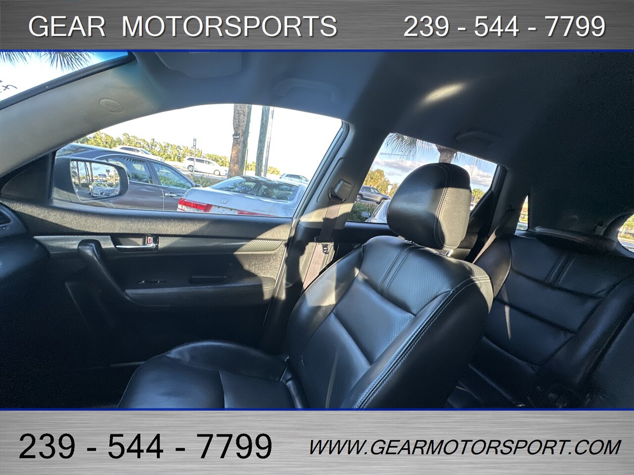 2011 Kia Sorento SX - Photo 37 - Estero, FL 33928