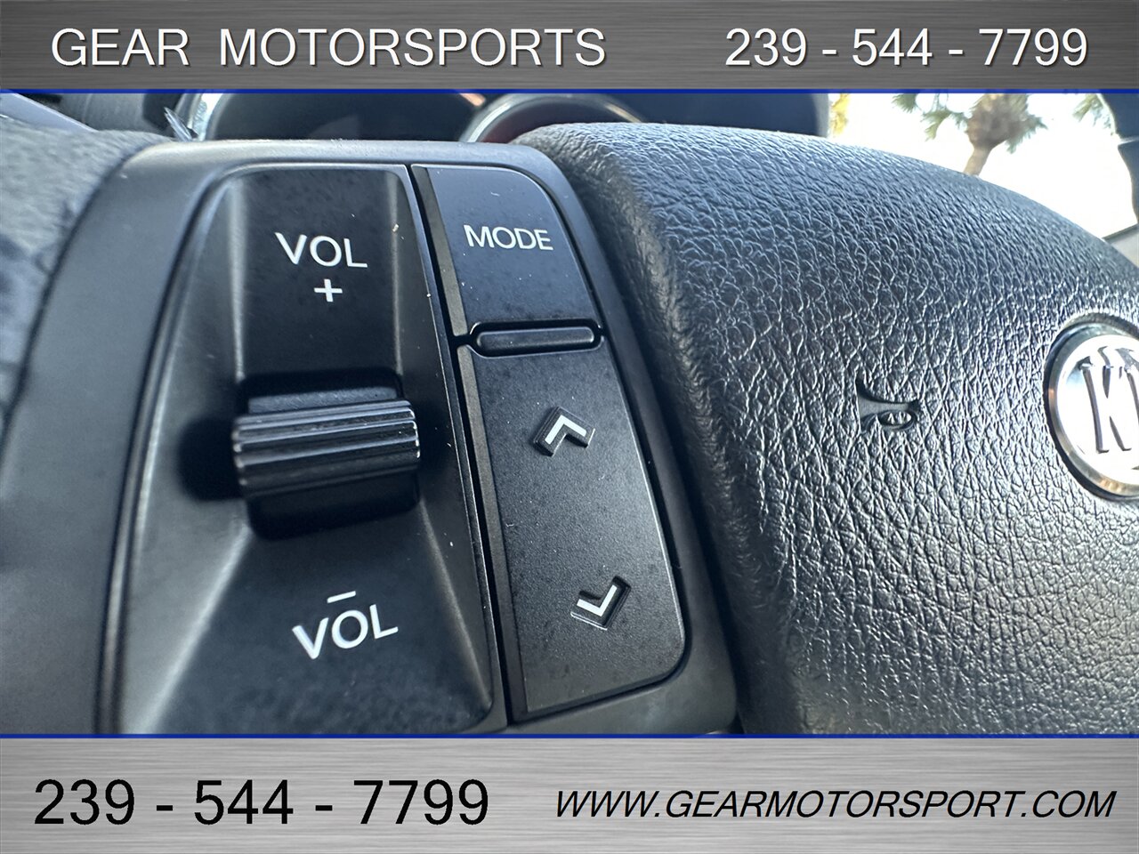 2011 Kia Sorento SX - Photo 35 - Estero, FL 33928