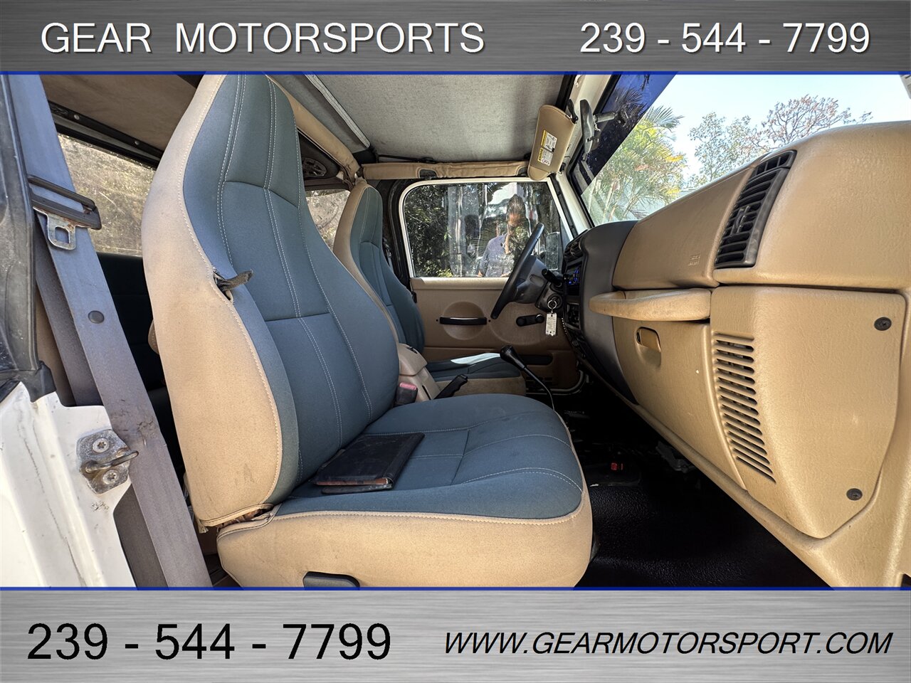 2001 Jeep Wrangler Sahara 4WD 4.0L 6 Cylinder, 5-Speed Manual   - Photo 30 - Estero, FL 33928