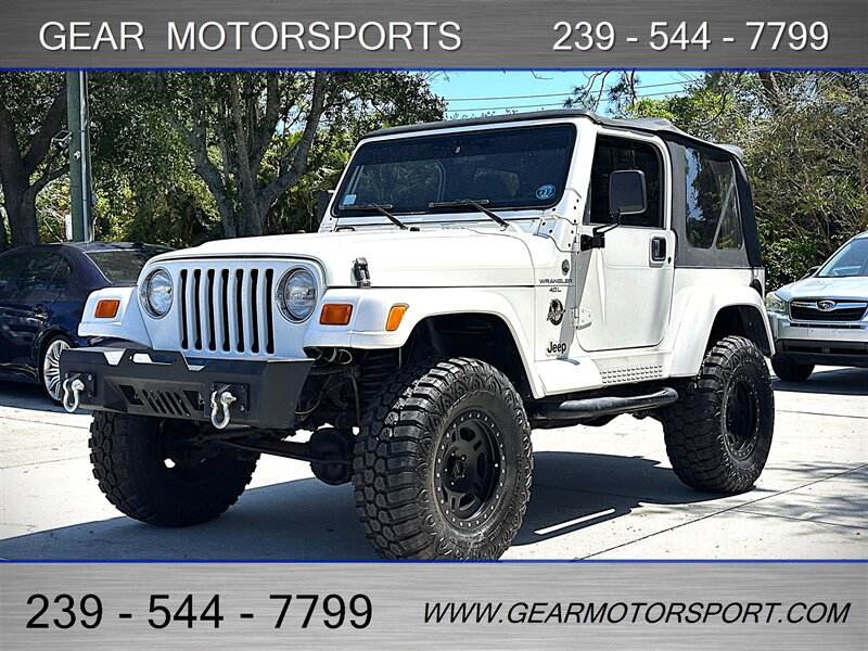 2001 Jeep Wrangler Sahara 4WD 4.0L 6 Cylinder, 5-Speed Manual  