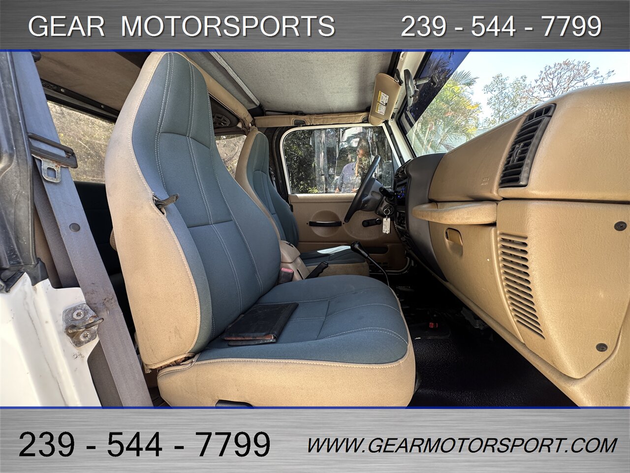 2001 Jeep Wrangler Sahara 4WD 4.0L 6 Cylinder, 5-Speed Manual   - Photo 33 - Estero, FL 33928