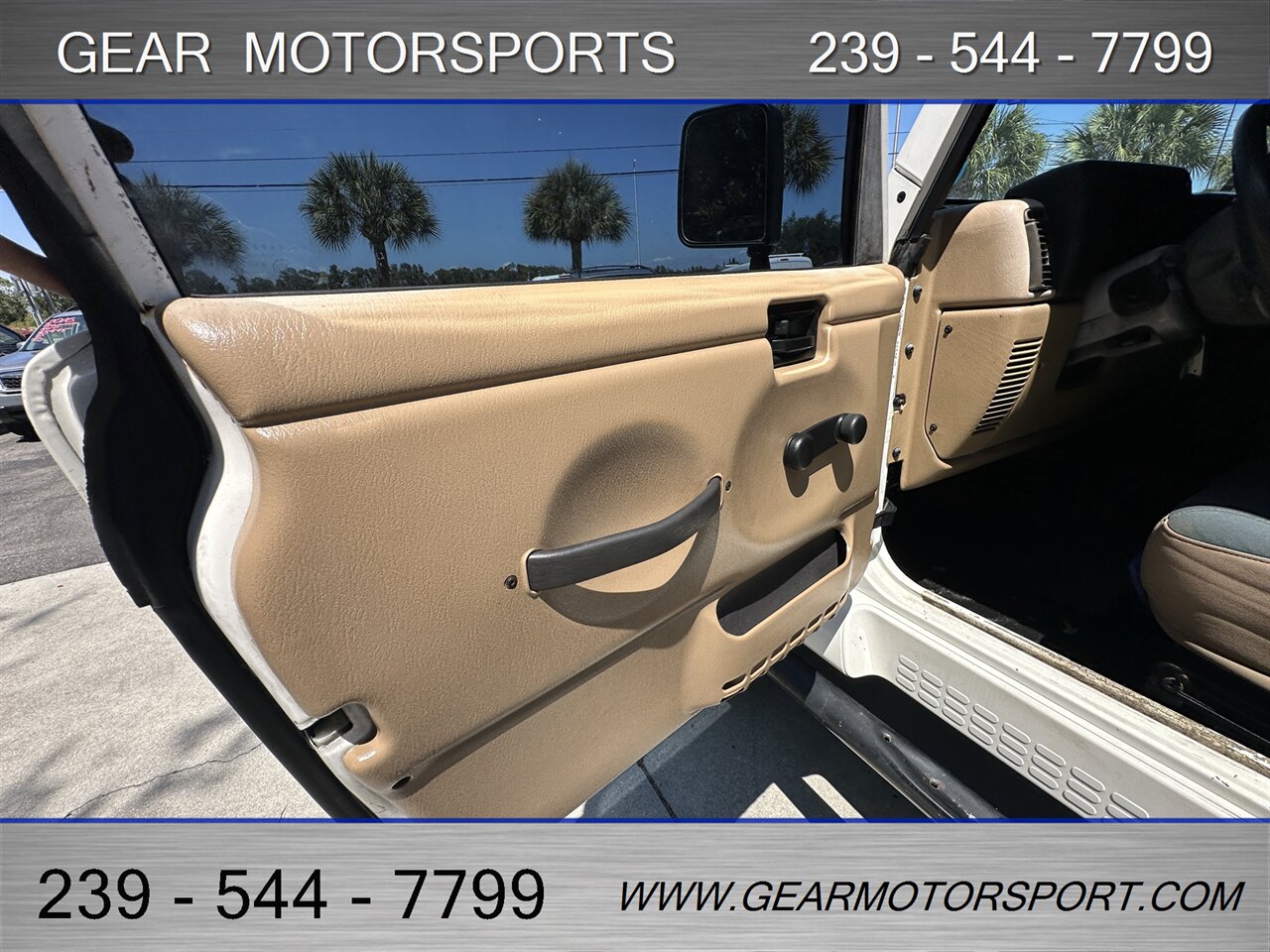 2001 Jeep Wrangler Sahara 4WD 4.0L 6 Cylinder, 5-Speed Manual   - Photo 32 - Estero, FL 33928