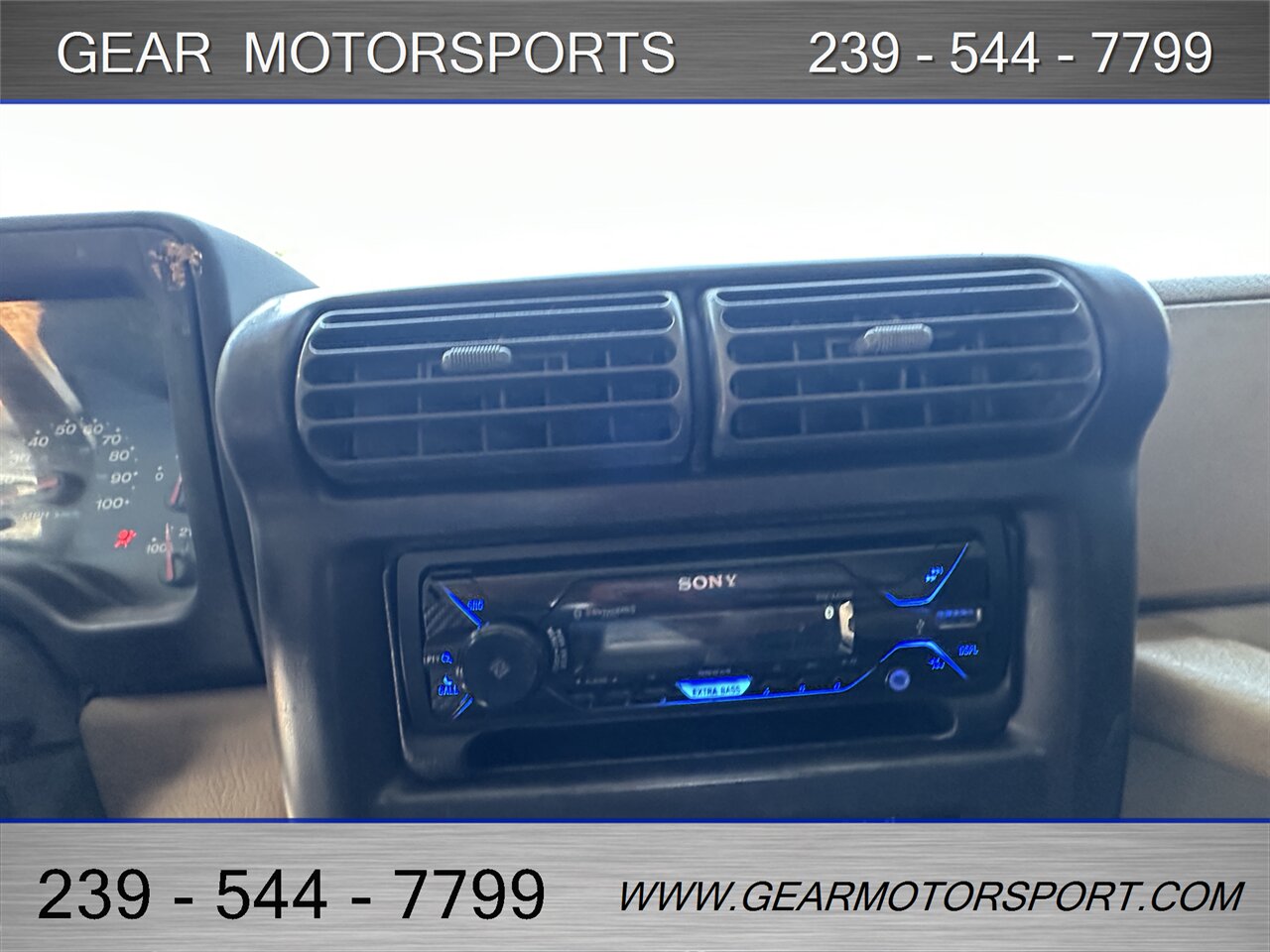 2001 Jeep Wrangler Sahara 4WD 4.0L 6 Cylinder, 5-Speed Manual   - Photo 38 - Estero, FL 33928