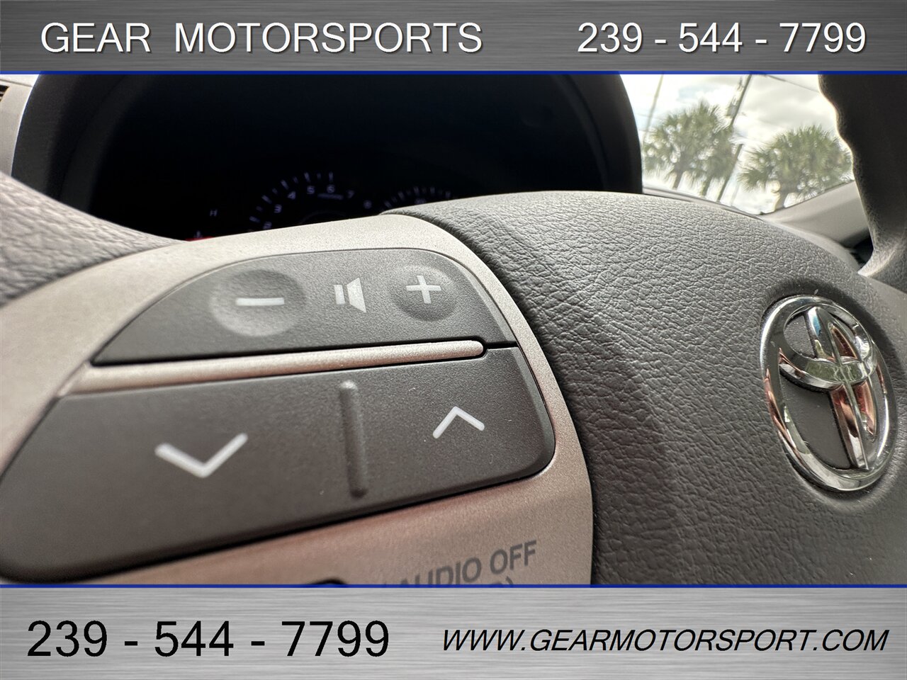 2011 Toyota Camry SE 32 MPG - Photo 24 - Estero, FL 33928