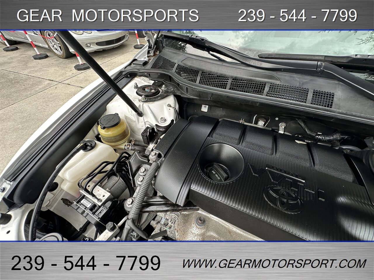 2011 Toyota Camry SE 32 MPG - Photo 18 - Estero, FL 33928
