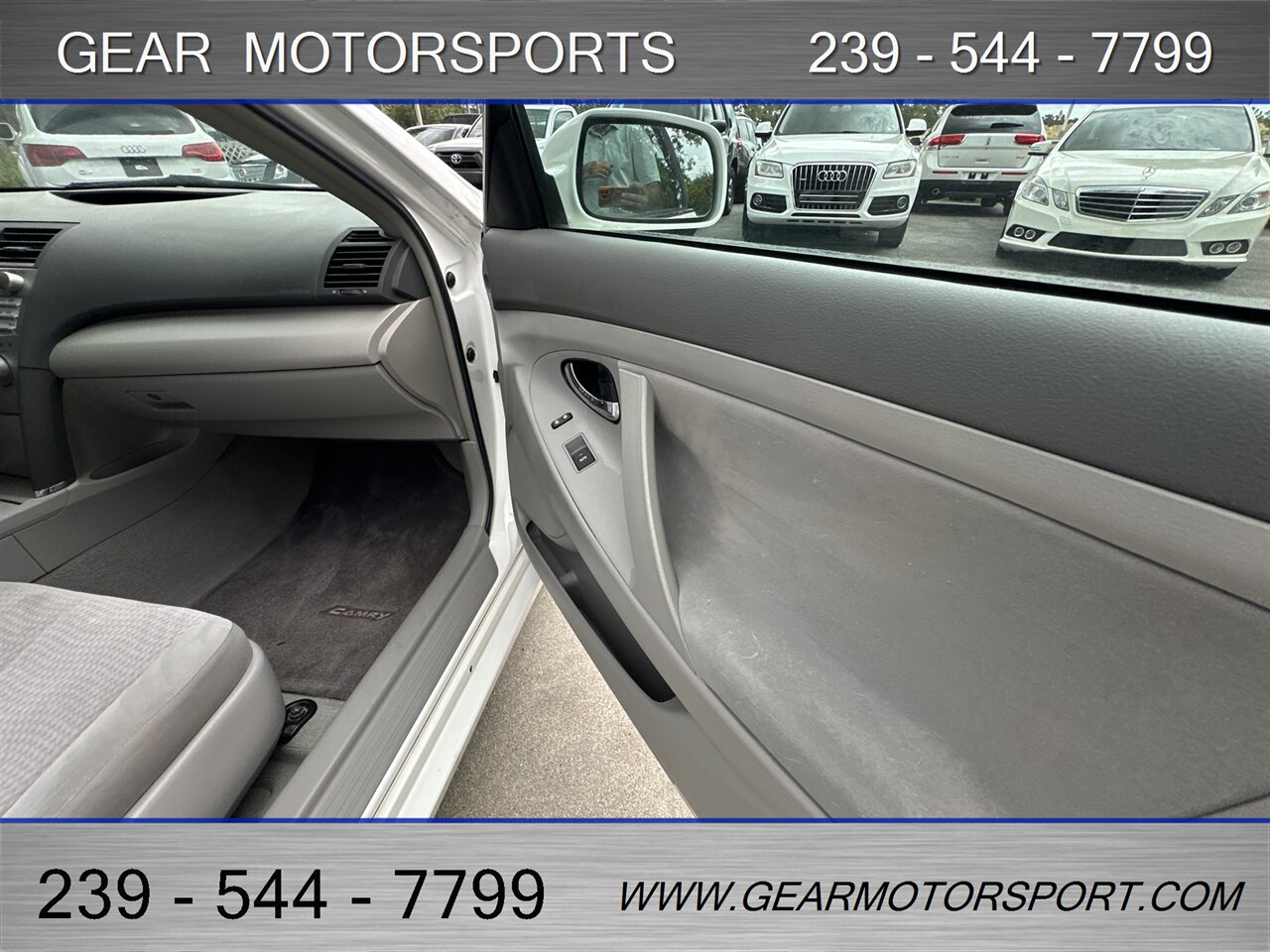 2011 Toyota Camry SE 32 MPG - Photo 15 - Estero, FL 33928
