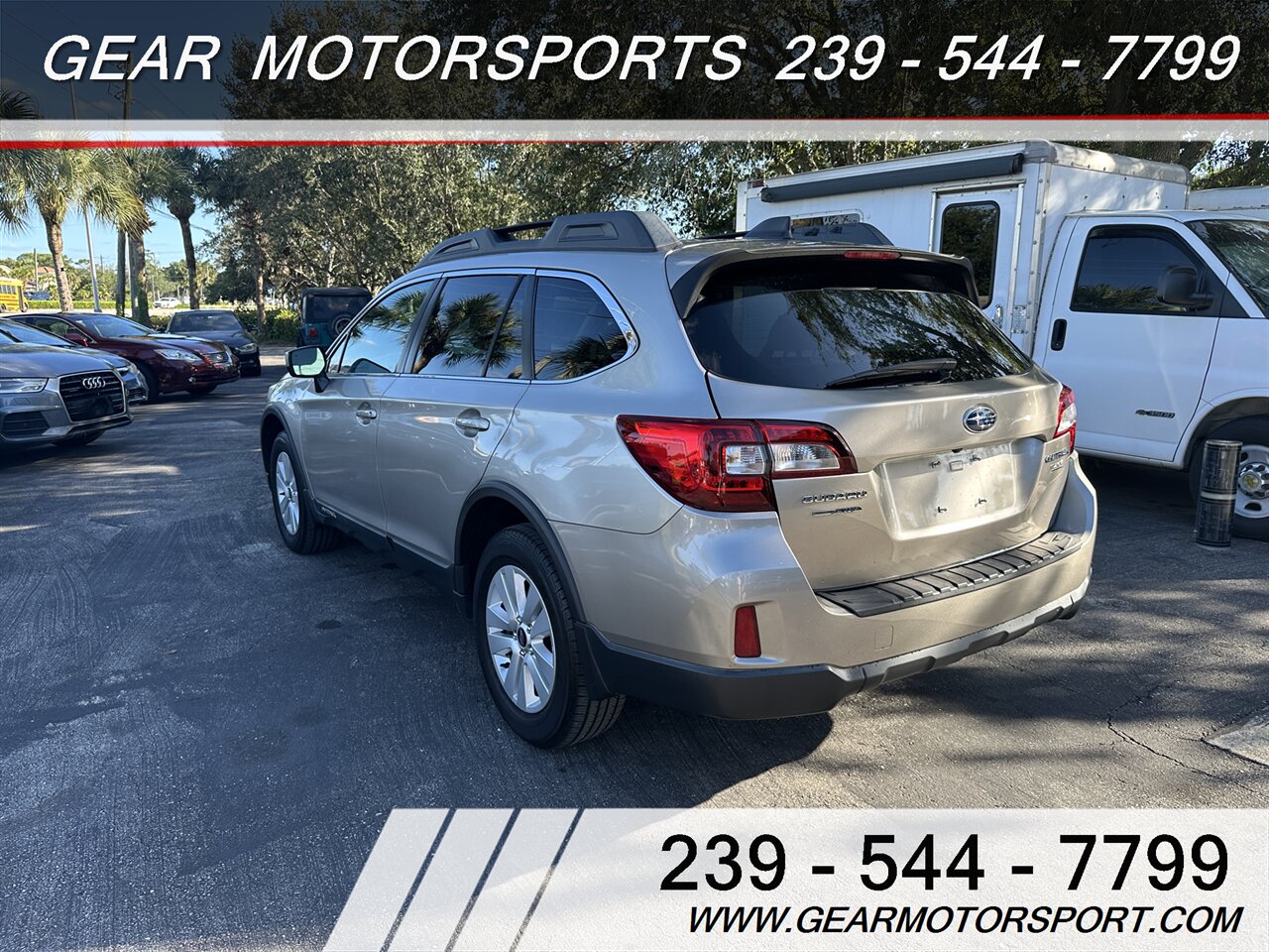 2017 Subaru Outback 2.5i Premium SUPER CLEAN, EyeSight Package - Photo 5 - Estero, FL 33928