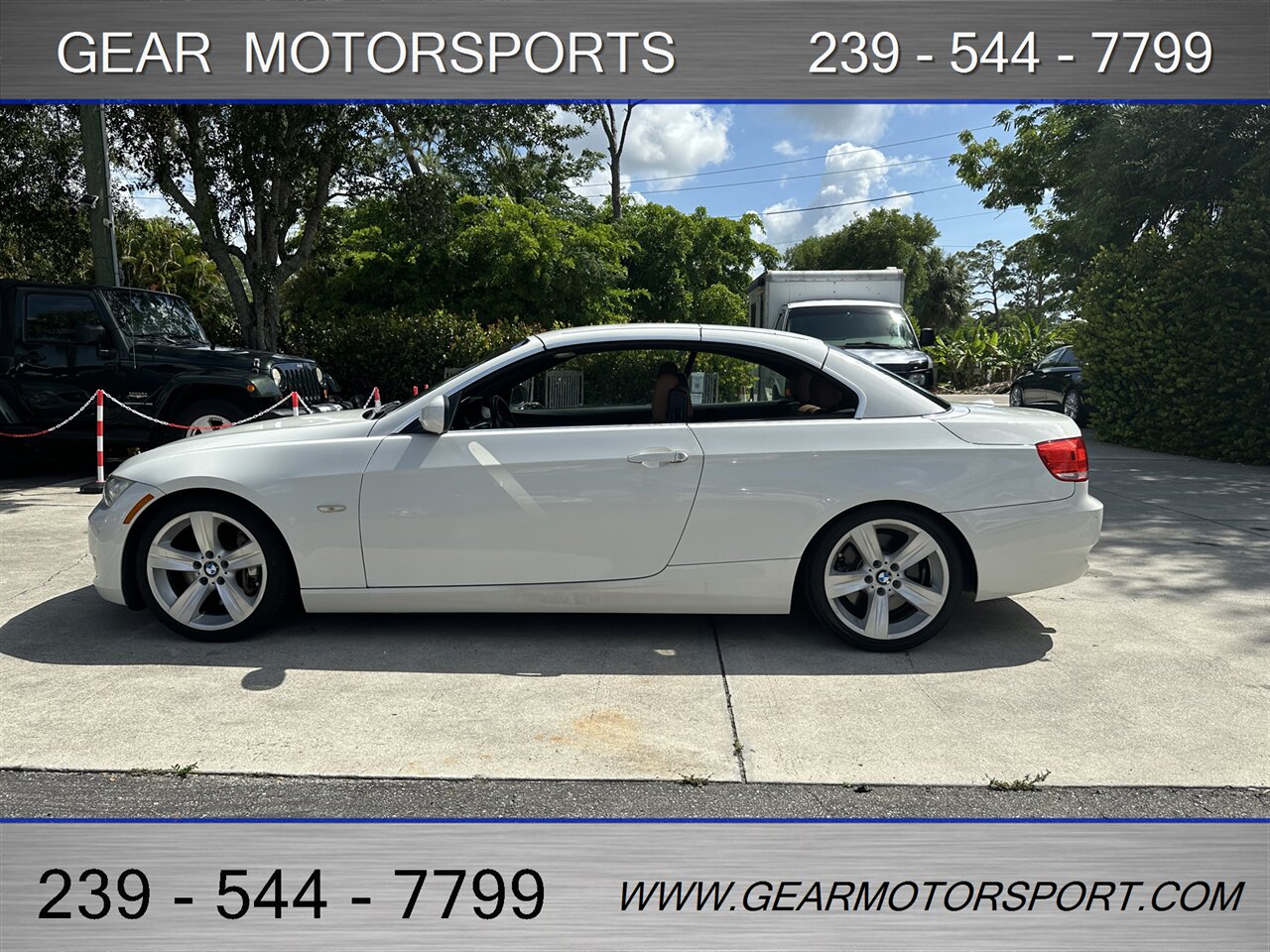 2010 BMW 335i Convertible Performance and Luxu   - Photo 30 - Estero, FL 33928