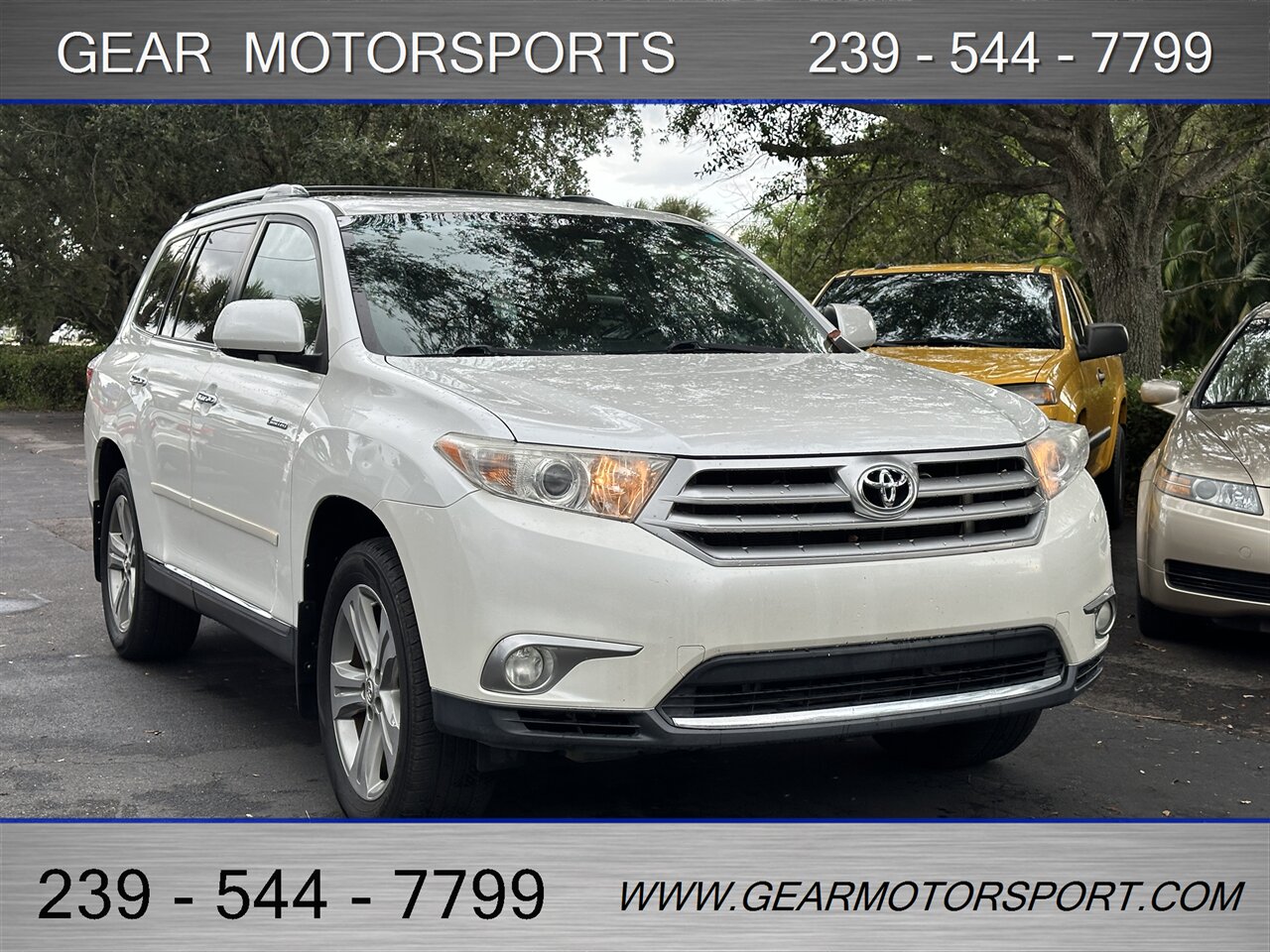 2012 Toyota Highlander Limited  FWD 3.5L - Photo 1 - Estero, FL 33928