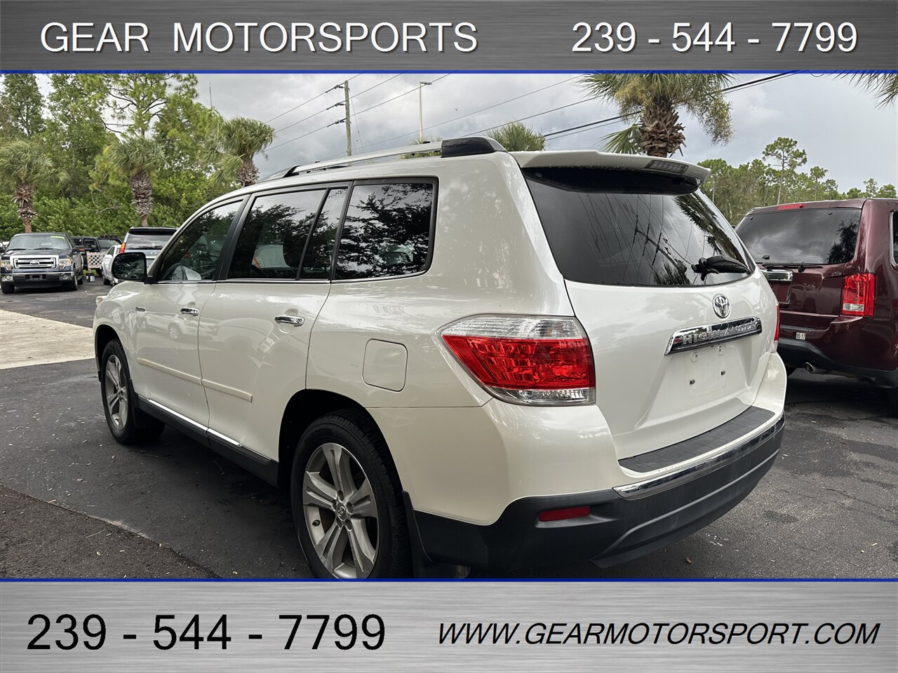 2012 Toyota Highlander Limited  FWD 3.5L - Photo 4 - Estero, FL 33928