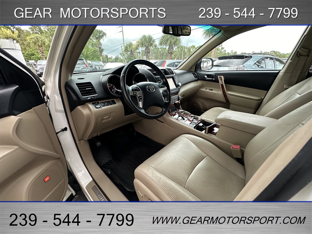 2012 Toyota Highlander Limited  FWD 3.5L - Photo 9 - Estero, FL 33928