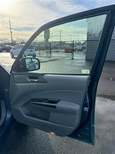 2011 Subaru Forester 2.5X Premium   - Photo 9 - Albany, OR 97322