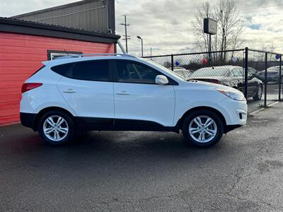 2012 Hyundai Tucson GLS   - Photo 2 - Albany, OR 97322