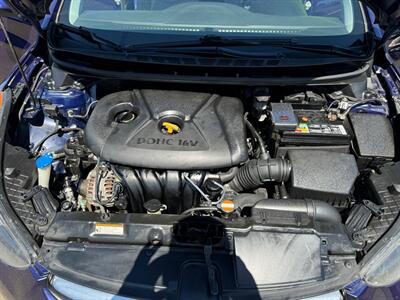 2011 Hyundai ELANTRA GLS   - Photo 9 - Albany, OR 97322