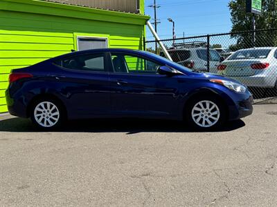 2011 Hyundai ELANTRA GLS   - Photo 2 - Albany, OR 97322