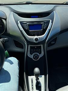 2011 Hyundai ELANTRA GLS   - Photo 18 - Albany, OR 97322