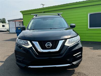 2019 Nissan Rogue SV   - Photo 2 - Albany, OR 97322