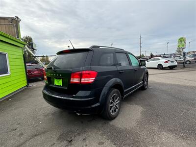 2017 Dodge Journey SE   - Photo 3 - Albany, OR 97322