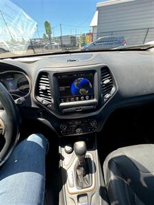 2015 Jeep Cherokee Limited   - Photo 17 - Albany, OR 97322