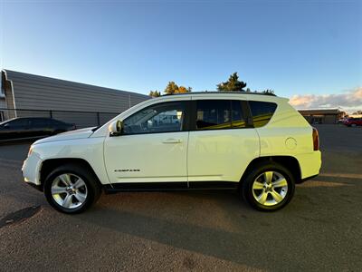 2016 Jeep Compass Latitude   - Photo 4 - Albany, OR 97322