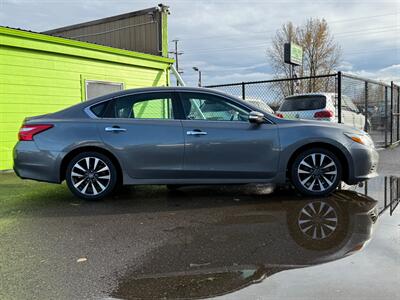 2017 Nissan Altima 2.5 SL   - Photo 2 - Albany, OR 97322