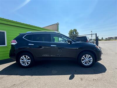 2015 Nissan Rogue SV   - Photo 2 - Albany, OR 97322