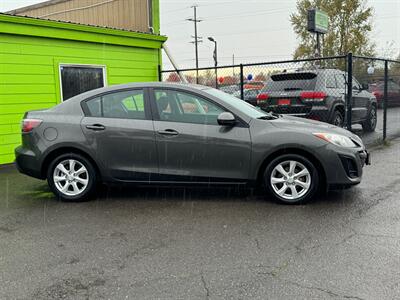 2011 Mazda Mazda3 i Touring   - Photo 4 - Albany, OR 97322