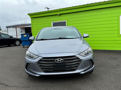 2017 Hyundai ELANTRA Limited   - Photo 2 - Albany, OR 97322