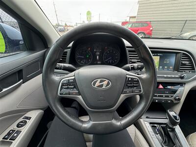 2017 Hyundai ELANTRA Limited   - Photo 10 - Albany, OR 97322